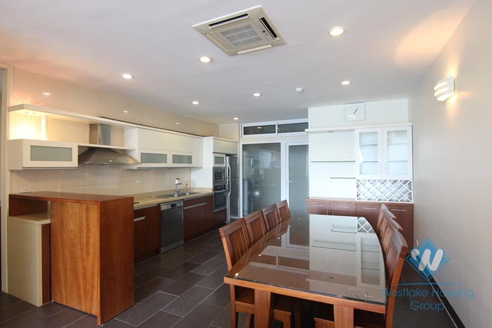 Modern three bedroom apartment for rent in Tay Ho, Ha Noi